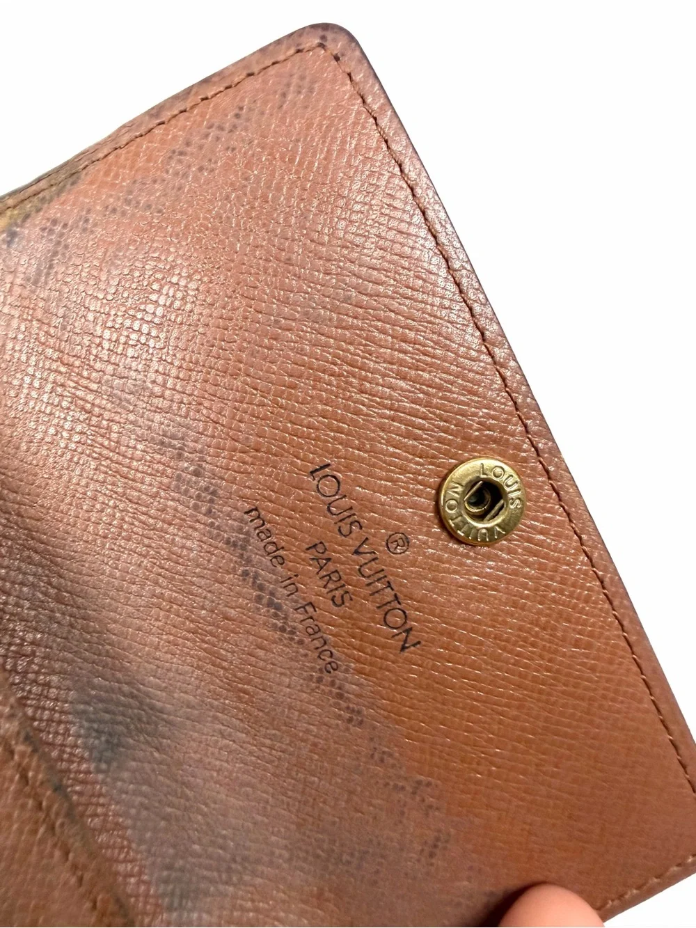 Authentic Louis Vuitton Monogram 6 Key Holder Case
